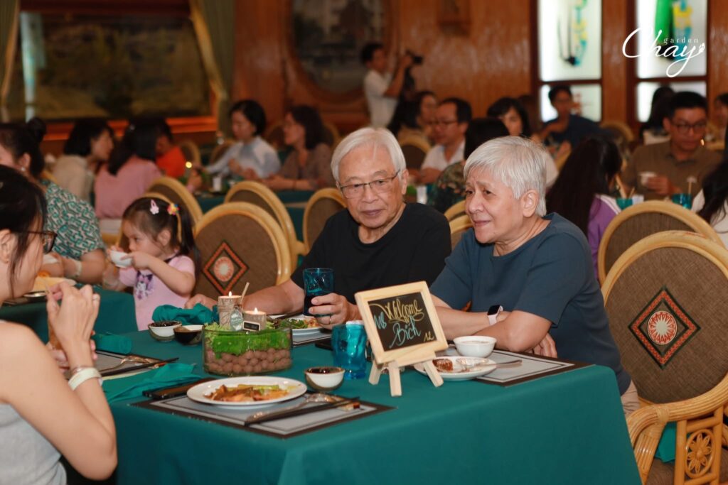 gia đình, nhà hàng, trải nghiệm, không gian